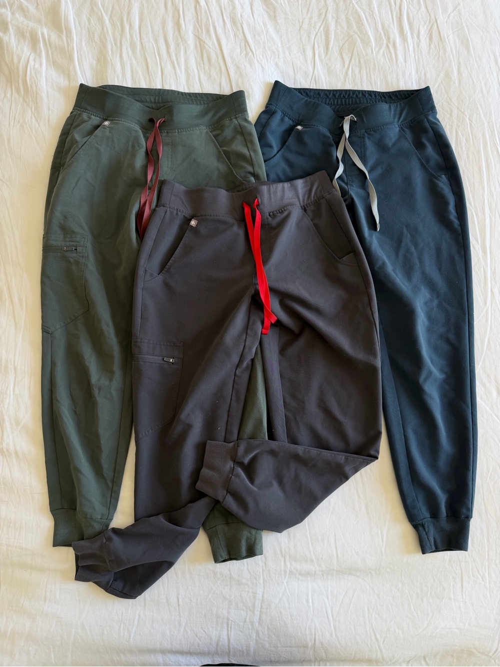 Figs Women's Sweatpants Trio - Olive Green, Charcoal, Navy